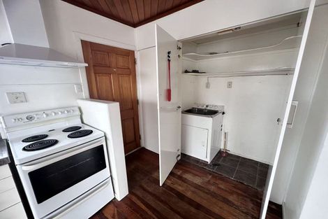 Photo of property in 31 Fairclough Road, Beach Haven, Auckland, 0626