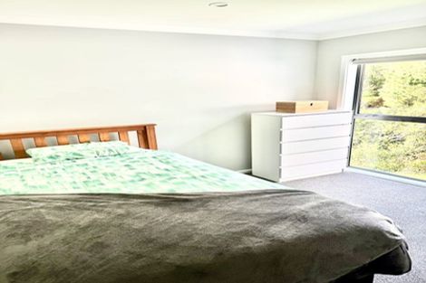 Photo of property in 92 Endeavour Drive, Whitby, Porirua, 5024