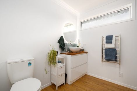 Photo of property in 48 Mark Avenue, Paparangi, Wellington, 6037