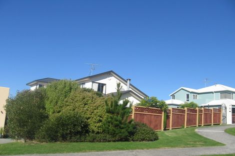 Photo of property in 95 The Masthead, Whitby, Porirua, 5024