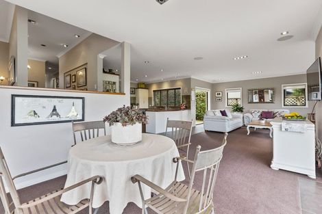 Photo of property in 4 Kororako Grove, Whalers Gate, New Plymouth, 4310