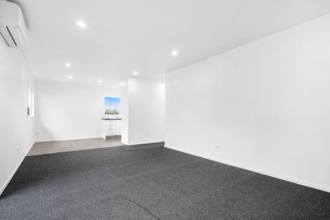 Photo of property in 34b Secretariat Place, Randwick Park, Auckland, 2105