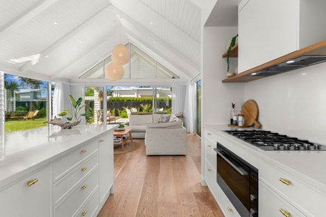 Photo of property in 22 Dune View Drive, Mangawhai, 0505