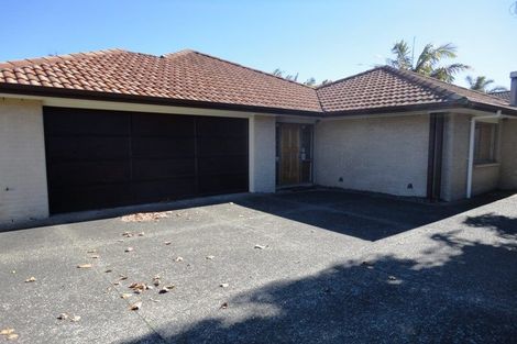 Photo of property in 14 Gilford Place, East Tamaki Heights, Auckland, 2016