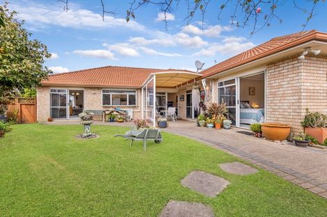 Photo of property in 7 Highfields Terrace, Henderson, Auckland, 0612