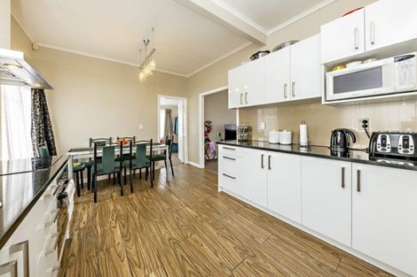 Photo of property in 12 Ballance Avenue, Papatoetoe, Auckland, 2104