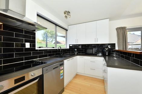 Photo of property in 35 Cavendish Road, Casebrook, Christchurch, 8051