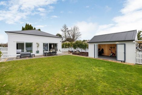 Photo of property in 114 Victoria Street, Cambridge, 3434