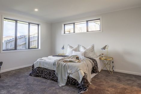 Photo of property in 13 Turutu Place, Long Bay, Auckland, 0630
