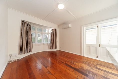 Photo of property in 307 Adelaide Road, Newtown, Wellington, 6021