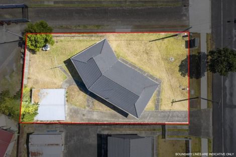 Photo of property in 68 Wallace Road, Mangere Bridge, Auckland, 2022