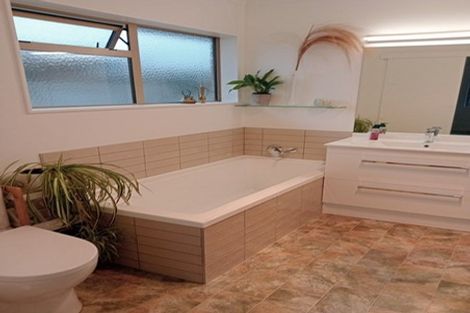Photo of property in 12 Twickenham Close, Katikati, 3129