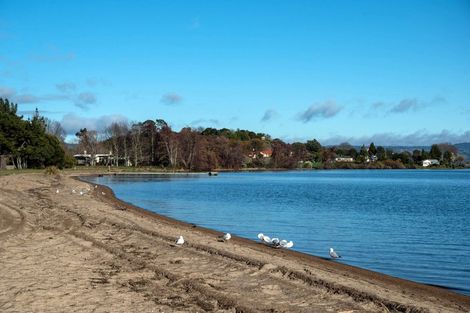 Photo of property in 20 Robinson Avenue, Holdens Bay, Rotorua, 3010
