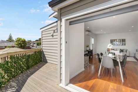 Photo of property in 2/117 Great South Road, Manurewa, Auckland, 2102