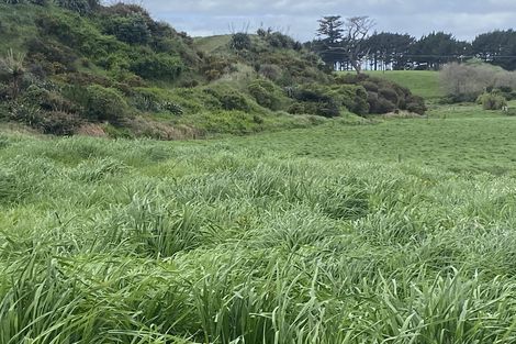 Photo of property in 5 Kakaramea Road, Kakaramea, Patea, 4598