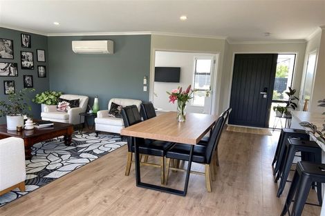 Photo of property in 5 Fairbairn Road, Rolleston, 7614