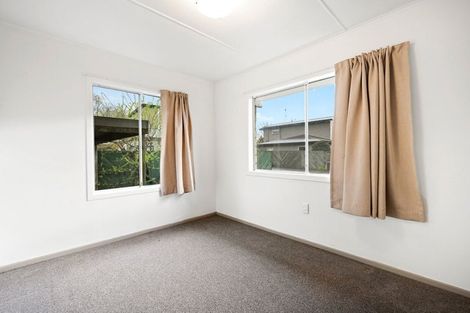 Photo of property in 23 Berkley Avenue, Hillcrest, Hamilton, 3216