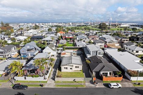 Photo of property in 46 Valley Road, Mount Maunganui, 3116
