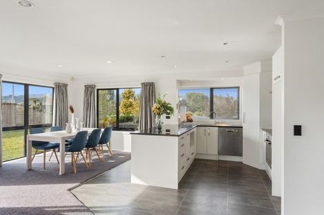 Photo of property in 10 Moy Place, Otaki, 5512