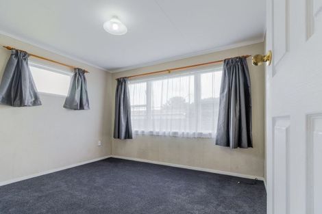Photo of property in 18 Abraham Crescent, Milson, Palmerston North, 4414