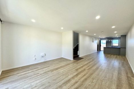 Photo of property in 50e Greenmeadows Avenue, Manurewa East, Auckland, 2102