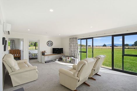 Photo of property in 484 Pesters Road, West Eyreton, Rangiora, 7475