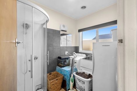 Photo of property in 8 Glasgow Street, Takaro, Palmerston North, 4412