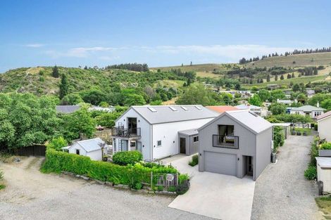 Photo of property in 21 Sunderland Street, Clyde, 9330