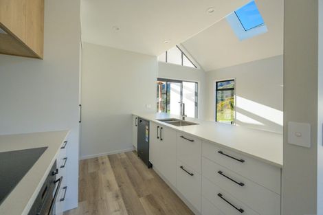 Photo of property in 2 Hill Tops Way, Stoke, Nelson, 7011