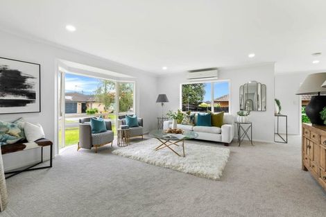 Photo of property in 8 Willowbank Close, East Tamaki Heights, Auckland, 2016