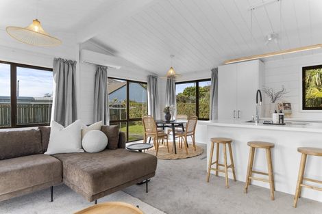 Photo of property in 247 Tukapa Street, Westown, New Plymouth, 4310