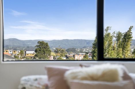 Photo of property in 6/7 South Pacific Place, Henderson, Auckland, 0612