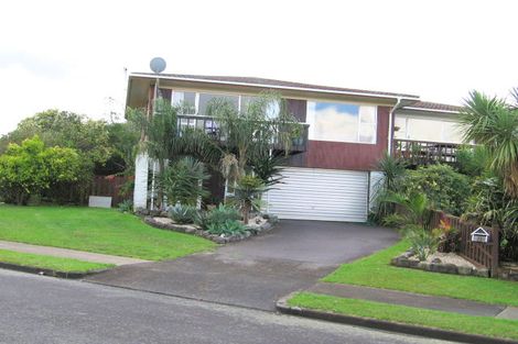 Photo of property in 2/1 Gulf Crest, Bucklands Beach, Auckland, 2012