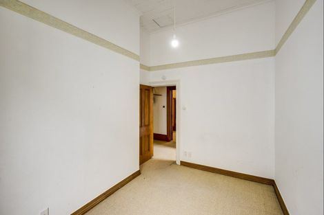 Photo of property in 69 Wellesley Road, Napier South, Napier, 4110