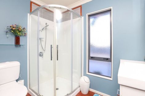 Photo of property in 9 Hollinger Place, Nawton, Hamilton, 3200