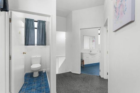 Photo of property in 22 Field Terrace, Upper Riccarton, Christchurch, 8041