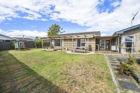 Photo of property in 7 Glengowan Place, Conifer Grove, Takanini, 2112