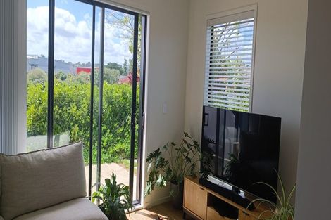Photo of property in 36/47a Huntington Drive, Huntington Park, Auckland, 2013