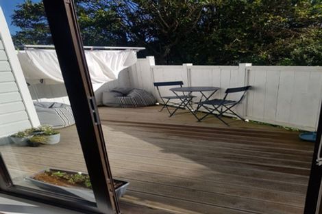 Photo of property in 118 The Ridgeway, Mornington, Wellington, 6021