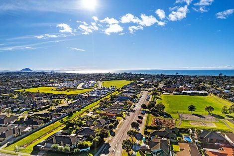 Photo of property in 148 Evans Road, Papamoa Beach, Papamoa, 3118