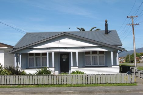 Photo of property in 87 Russell Street, Westport, 7825