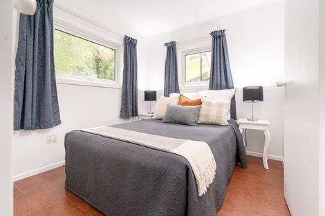 Photo of property in 72u2 Homebush Road, Khandallah, Wellington, 6035