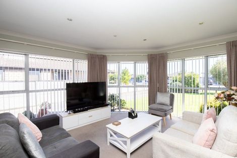 Photo of property in 27 Benner Drive, Ngatea, 3503