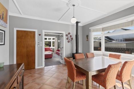 Photo of property in 32 Trafalgar Street, Waiwhetu, Lower Hutt, 5010
