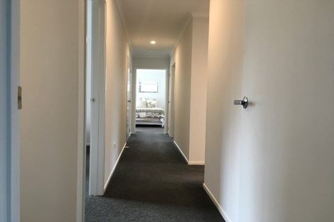 Photo of property in 30 Harding Drive, Papamoa Beach, Papamoa, 3118