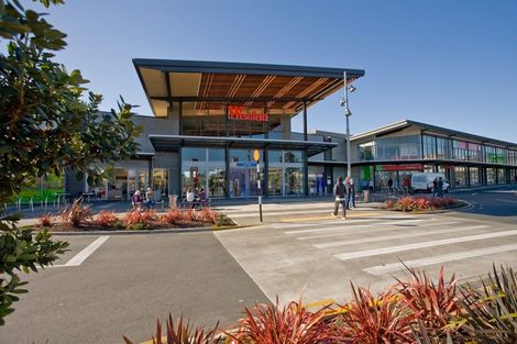 Photo of property in 7 Sunrise Avenue, Murrays Bay, Auckland, 0630
