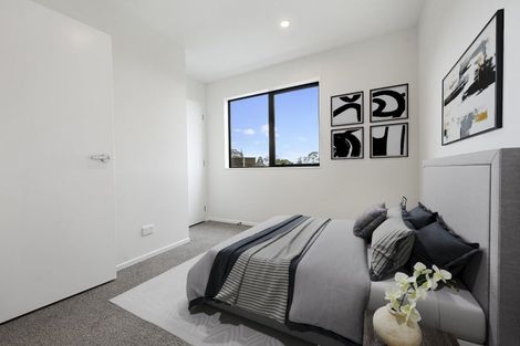 Photo of property in 53 Jabuka Street, Glen Eden, Auckland, 0602