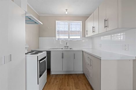 Photo of property in 4/1 Rebecca Rise, Weymouth, Auckland, 2103
