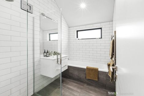 Photo of property in 26/104u Maupuia Road, Maupuia, Wellington, 6022