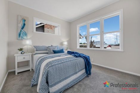 Photo of property in 27 Takanini Road, Takanini, 2112